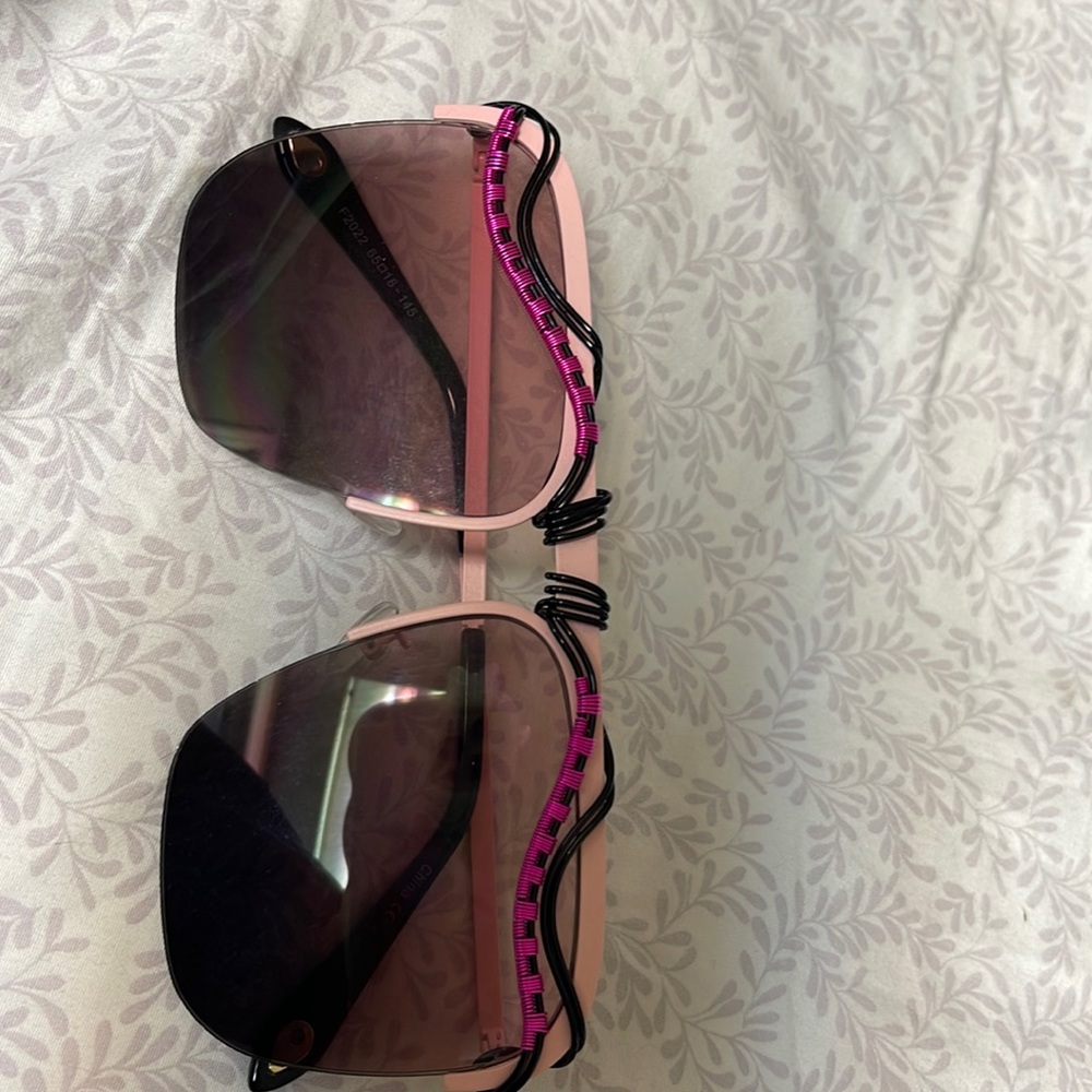 Wire wrapped glasses